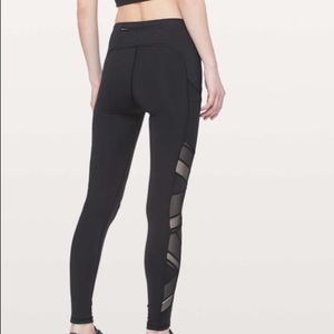 Lululemon Speed Up Tight Mesh